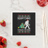 Christmas Bigfoot Squatching Through The Snow Serviette (Beispiel)