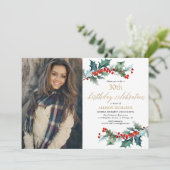 Christmas birthday red holly gold simple photo einladung (Stehend Vorderseite)