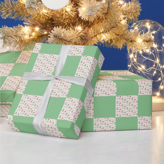 Christmas Elves With Polka Dots Geschenkpapier (Feiertage)