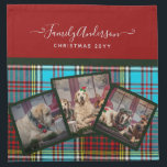 CHRISTMAS FOTO GIFT - Anderson Tartan Collage Serviette<br><div class="desc">Fügen Sie 3 Fotos und Ihren eigenen Text hinzu, um dieses moderne trendige Foto Collage Kissen Weihnachten oder Feiertage Geschenk personalisieren. Sie machen schöne Pfannkuchen. Fügen Sie Fotos von Familie, Haustieren (Hund, Katze, Pferd, Hamster, Pergament, Schlange, Kaninchen usw.) hinzu. Feiertage, Freunde, Hobbys , selifiert, instagram Bilder, wie gewünscht, um ein...</div>