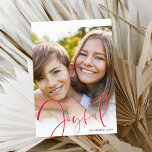 CHRISTMAS FOTO Stilschrift rot fröhlich Feiertagskarte<br><div class="desc">von kat massard >>> www.simplysweetPAPERIE.com <<< Ein einfaches Design, das das Zitat JOYFUL im bearbeiteten Skript-Schriftart enthält. Maximaler Platz, um Ihre schöne Familie auch zu zeigen! TIPS 1. Um das Foto zu verändern, drücken Sie den Knopf "Anpassen". 2. Sie können auch die Schriftart ändern, verschieben und mehr Text hinzufügen! BENÖTIGEN...</div>