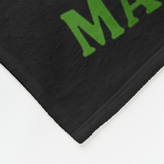 Christmas Funny Cute Feral Raccoon Snacks Make Me Fleecedecke (Ecke)