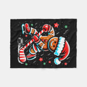 Christmas Gingerbread Ice Hockey Srts Funny Xmas P Fleecedecke (Vorderseite (Horizontal))