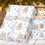 Christmas Gingerbread Man Boy Name Text Geschenkpapier<br><div class="desc">Weihnachtsverpackung mit einem niedlichen Lebkuchenmann,  Weihnachtsbaum,  Geschenke und Schneeflocken für Babys und kleine Jungen mit dem Namen und zwei anderen Texten,  leicht personalisieren. Der weiße Hintergrund. Kate Eden Art</div>