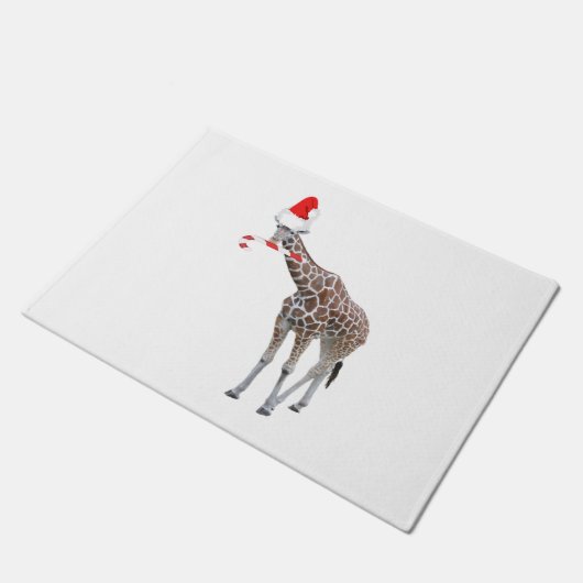 Christmas Giraffe with Santa Hat Fußmatte (Schrägansicht)