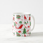 Christmas Gnomes & Trees All-Over Pattern Kaffeetasse (VorderseiteRechts)