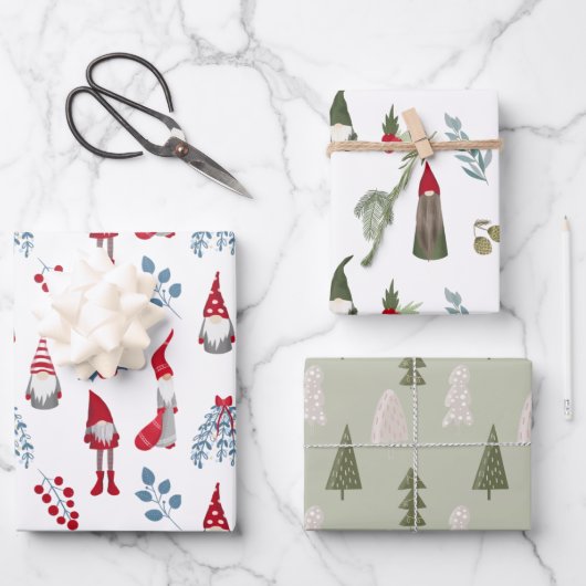 Christmas Gnomes Woodland Geschenkpapier Set (Vorderseite)