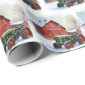 Christmas Green Farm Tractor and Red Barn Geschenkpapier (Rolleneckpunkt)