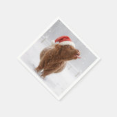 Christmas Highland Cow Catching Snowflakes Serviette (Ecke)