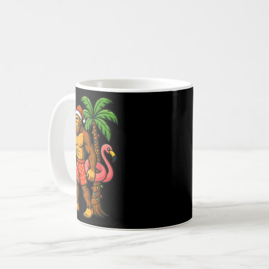 Christmas In July Bigfoot Hawaiian Xmas Palm Tree Kaffeetasse (Vorderseite Links)