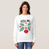 Christmas Kiss 2025 Funny Cool T-Shirt Gift Sweatshirt (Vorne ganz)