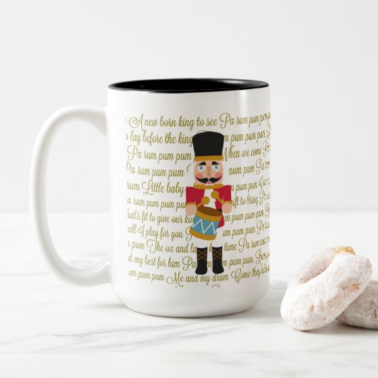 Christmas Little Drummer Boy Zweifarbige Tasse (Mit Donut)