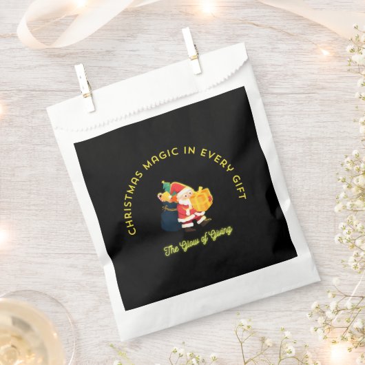 Christmas Magic in Every Gift Geschenktütchen (Ausgeschnitten)