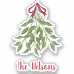 Christmas Merry Mistletoe Holiday Greenerie Verlas Aufkleber<br><div class="desc">Dieses Design umfasst eine Weihnachtsweihnachtsgrün,  botanische Holly-Beeren-Beeren-Blätter,  individuelle Etikettenaufkleber,  wintergrünes Aquarell,  elegante Weihnachtsfeiertagsprodukte,  einfache minimalistische Kalligraphie-Schrift,  einen skurrilen Typografie-Text-Schriftart,  lustige Mistletoe lustige niedlich,  einen Weihnachtswein-Liebessticker,  Eleganz vereinfachend vereinfachend rot und Grün</div>