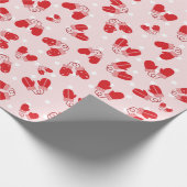 Christmas Mittens Red Pink Simple Pattern Wrap Geschenkpapier (Ecke)
