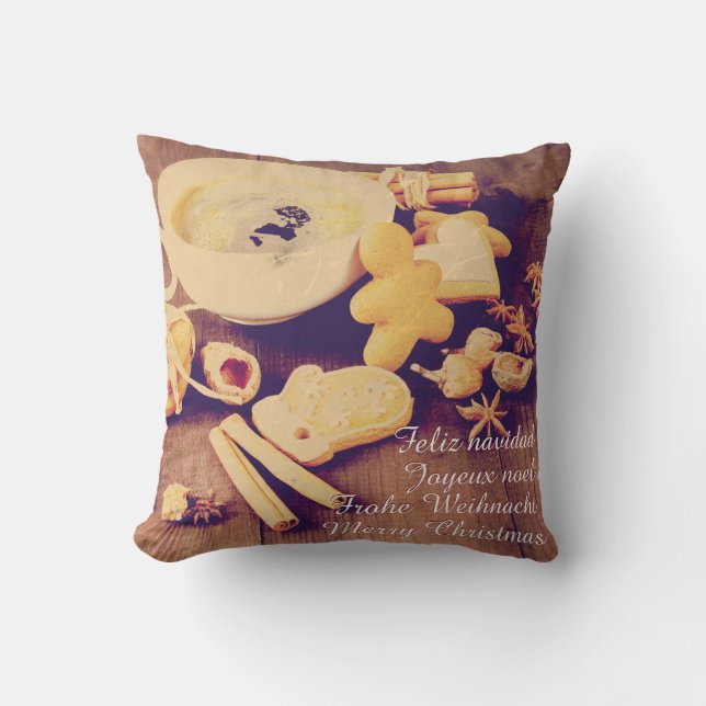 Christmas Motif with Cookies, Sweets and Spices Kissen (Vorderseite)