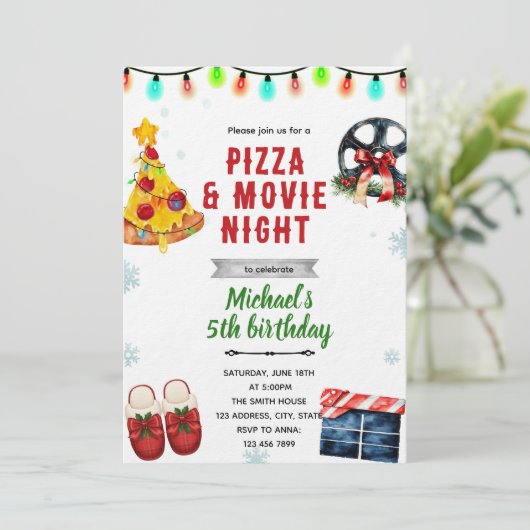 Christmas Movie Pizza and Pajama Party Invitation Einladung (Stehend Vorderseite)