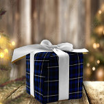 Christmas Navy Blue Buffalo Kariert Geschenkpapier Set<br><div class="desc">Ein traditionelles marineblaues Weihnachtsfest kariert mit einem trendigen Büffelmuster. Die perfekte Geschenkpräsentation für alle Ihre Verpackungen in dieser Urlaubssaison!</div>