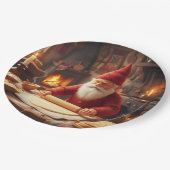 Christmas Norwegian Nisse Making Lefse, Plates Pappteller (Schrägansicht)