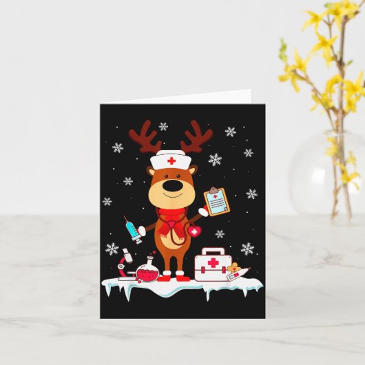 Christmas Nurse Reindeer Funny Xmas Scrub Top Nurs Karte (Gelbe Blume)