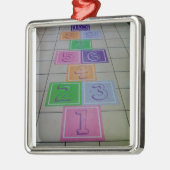 CHRISTMAS ORNANAS "HOPSCOTCH" ORNAMENT AUS METALL (Links)
