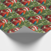 Christmas Parrot Holding a Cocktail Geschenkpapier (Ecke)