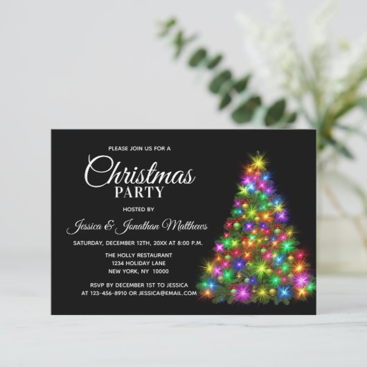 CHRISTMAS PARTY Farbenfrohe Twinkle Lights Tree Einladung (Stehend Vorderseite)