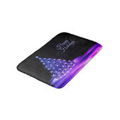 Christmas Party Pink Blue Tree Winter Black Rustic Badematte (Schrägansicht)