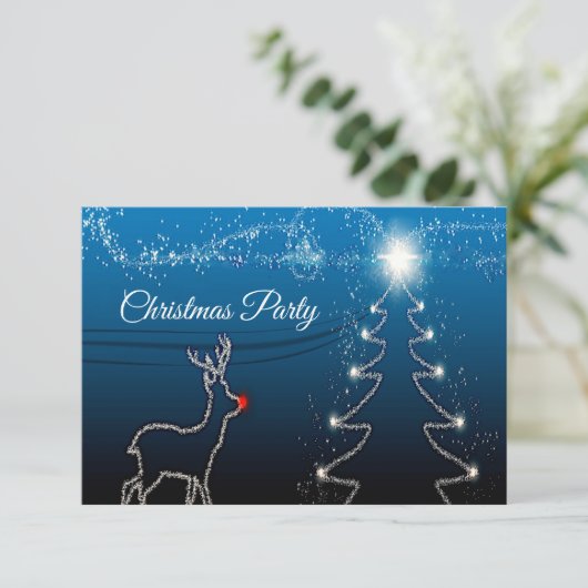 Christmas Party Reindeer Tree Blue Sky Shiny Stars RSVP Karte (Stehend Vorderseite)