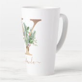 Christmas Pine Red Berries Monogram Y Name Milchtasse (Rechte Ecke)