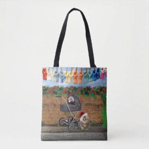 Christmas Polka-Dot Street Scene Art Tasche