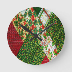 Christmas Quilt Background Runde Wanduhr