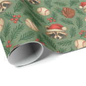 Christmas Raccoon Baseball Wrapping Paper Geschenkpapier (Rolleneckpunkt)