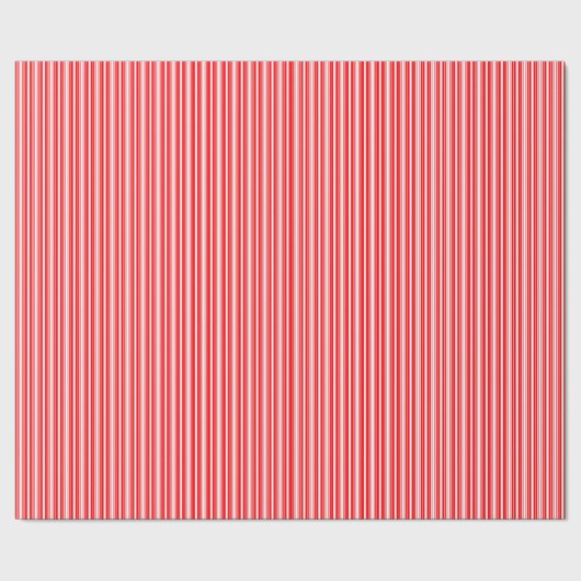 Christmas Red and White Stripes Geschenkpapier (Saum)