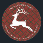 Christmas Red Buffalo Plaid Runder Aufkleber<br><div class="desc">A traditional red Christmas plaid with a trendy buffalo pattern.  The perfect gift presentation for all of your packaging this holiday season!</div>