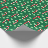 Christmas Red Green Candy Cane Geschenkpapier (Ecke)