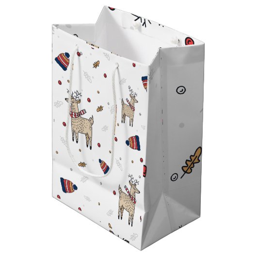 Christmas Reindeer Hats Pattern Mittlere Geschenktüte (Vorderseite Schrägansicht)