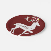 Christmas Reindeer Merry Burgundy Pappteller (Schrägansicht)