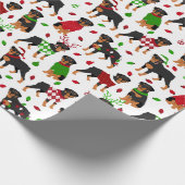 Christmas Rottweiler Geschenkpapier (Ecke)