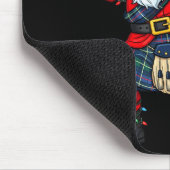 Christmas Santa Playing Scottish Bagpes Funny Holi Mousepad (Ecke)