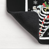 Christmas Skeleton With Smiling Skull Drinking Cof Mousepad (Ecke)