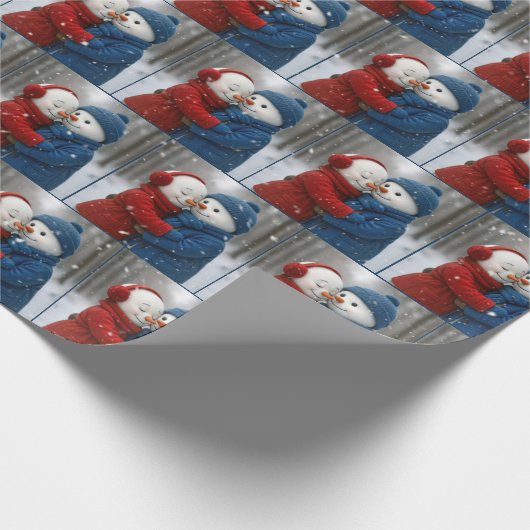 Christmas Snow Couple Hugging in Winter Forest Geschenkpapier (Ecke)