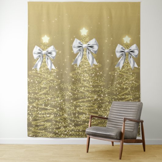 Christmas Sparkling Trees Gold Faux Silver Bow  Wandteppich (Beispiel)
