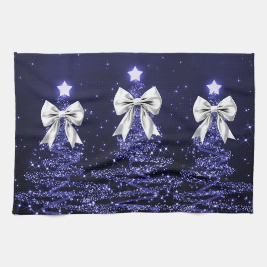 Christmas Sparkling Trees Navy Faux Silver Bow  Geschirrtuch (Horizontal)