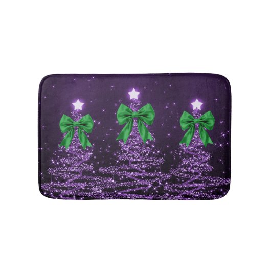 Christmas Sparkling Trees Purple Faux Green Bow Badematte (Vorderseite)