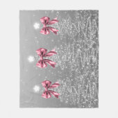Christmas Sparkling Trees Silver Faux Pink Bow Fleecedecke (Vorderseite)
