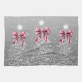 Christmas Sparkling Trees Silver Faux Pink Bow Geschirrtuch (Horizontal)