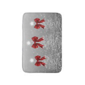 Christmas Sparkling Trees Silver Faux Red Bow Badematte (Vorderseite Vertikal)