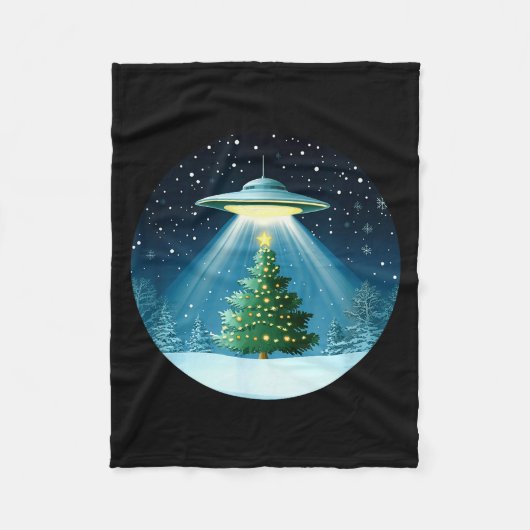 Christmas Tree Beamed By Ufo For Interstellar Holi Fleecedecke (Vorderseite)