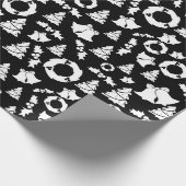 Christmas Tree Bells Wreath Holly Black Geschenkpapier (Ecke)